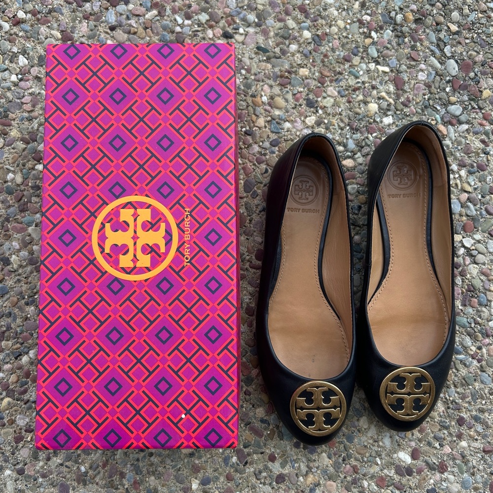 Tory Burch Black leather Ballet flats